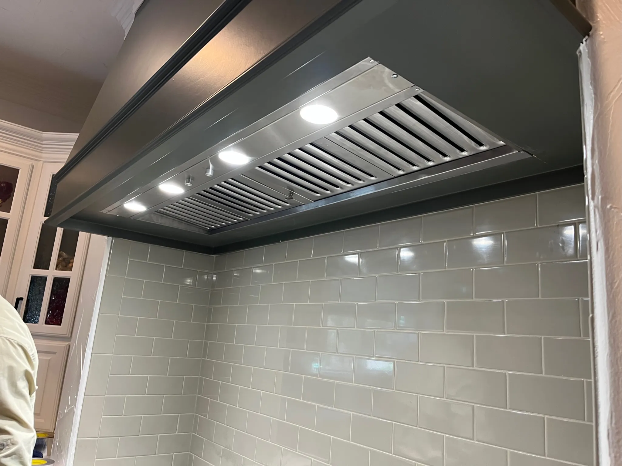 Range hood install